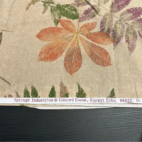 Vintage Botanical Print Fabric, 1.5 yards (F02) - Picture 3 of 4